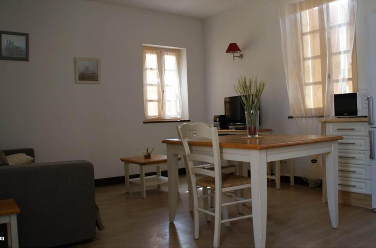 Le Clos Des Rives Saint-Vincent-de-Cosse Стая снимка